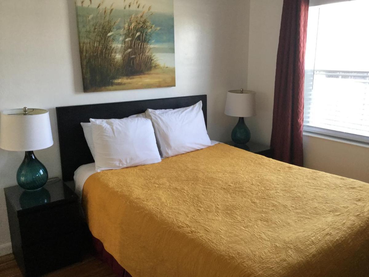 Breakaway Inn Guest House Lauderdale-by-the-Sea Екстер'єр фото