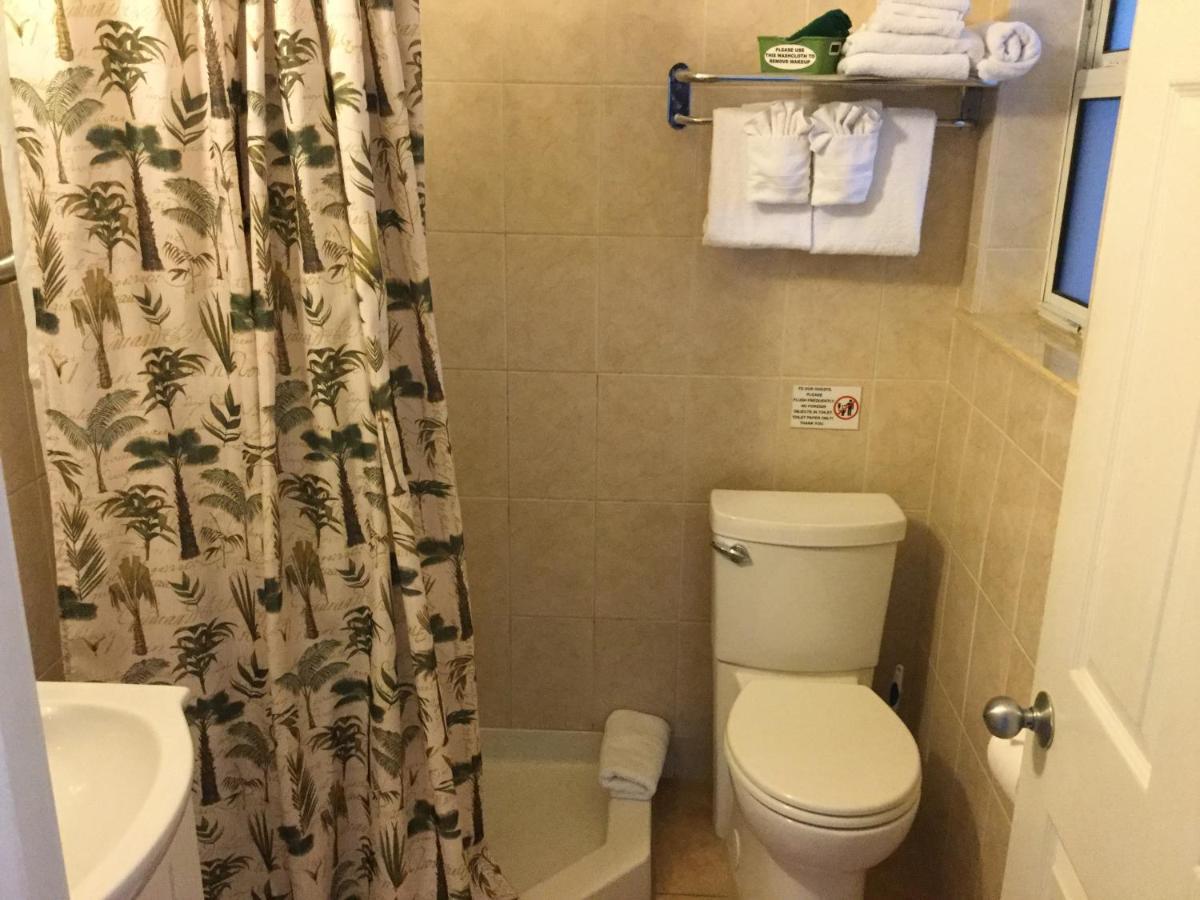 Breakaway Inn Guest House Lauderdale-by-the-Sea Екстер'єр фото