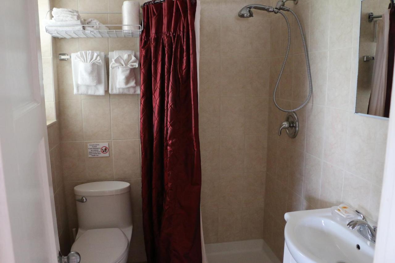 Breakaway Inn Guest House Lauderdale-by-the-Sea Екстер'єр фото