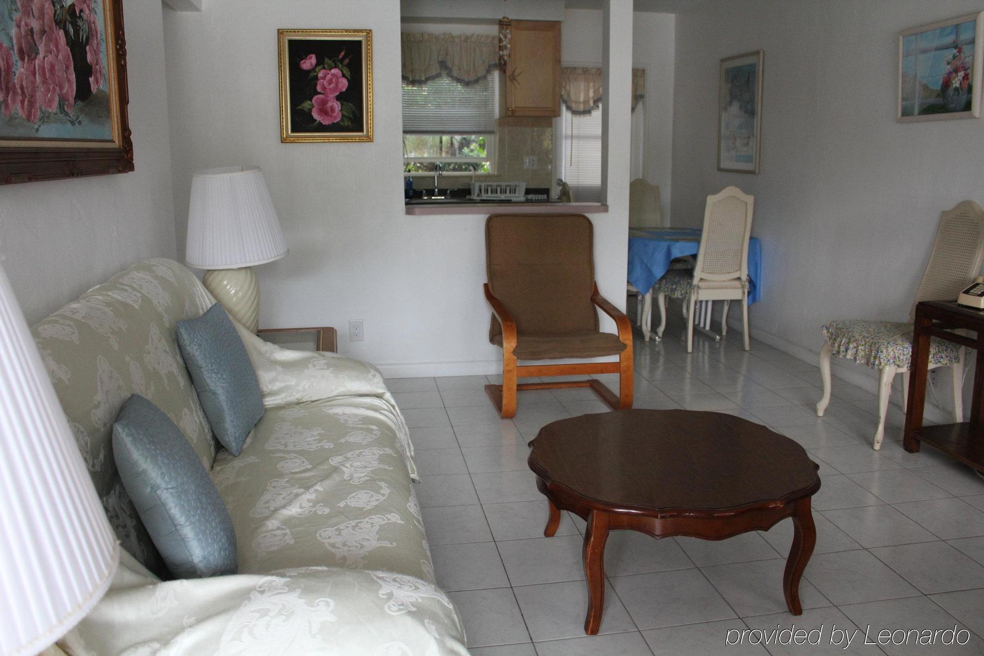 Breakaway Inn Guest House Lauderdale-by-the-Sea Екстер'єр фото